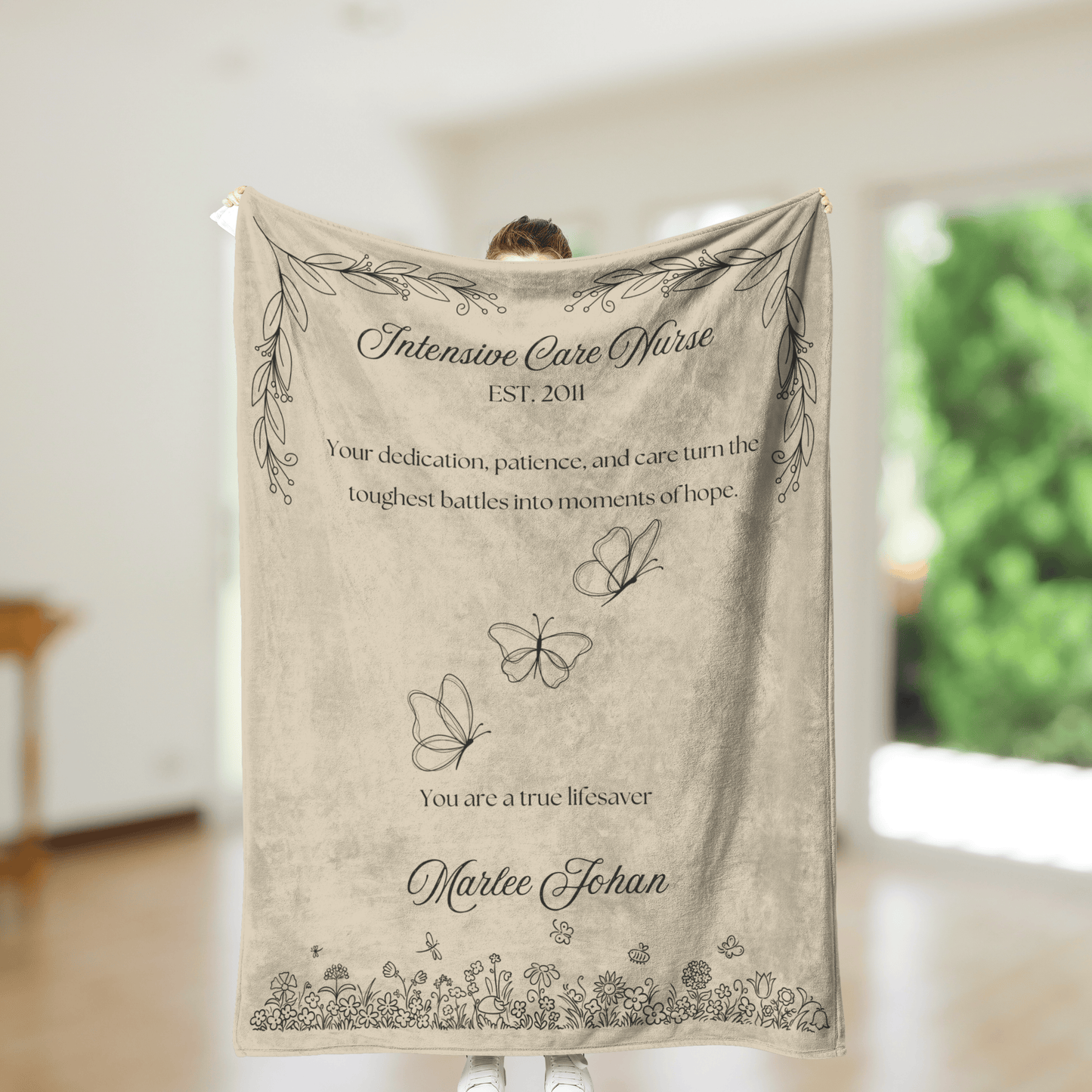 ICU Nurse Blanket – Personalized Gift for Intensive Care Unit Nurses (Soft Fleece)